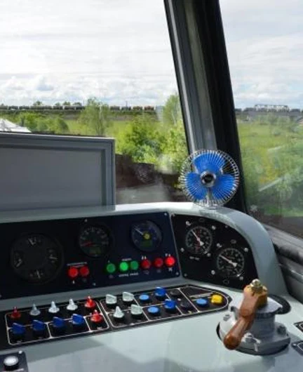 38318183-5e45-4c46-884f-44a81f75fa30-remont-elektrooborudovaniya-teplovozov-tehnicheskogo-obsluzhivaniya-i-tekuschego-remonta-teplovozov_foto_largest.jpg
